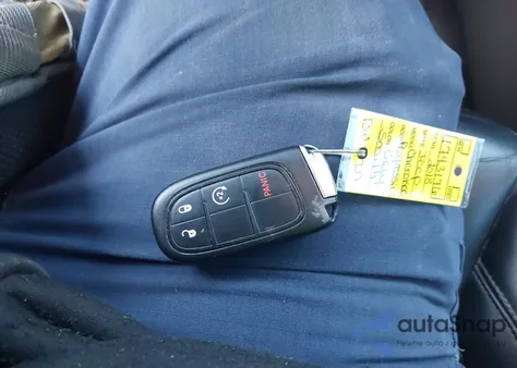 2018 Jeep Cherokee Latitude Plus 4X4 from USA, damaged, VIN 1C4PJMLB1JD532917